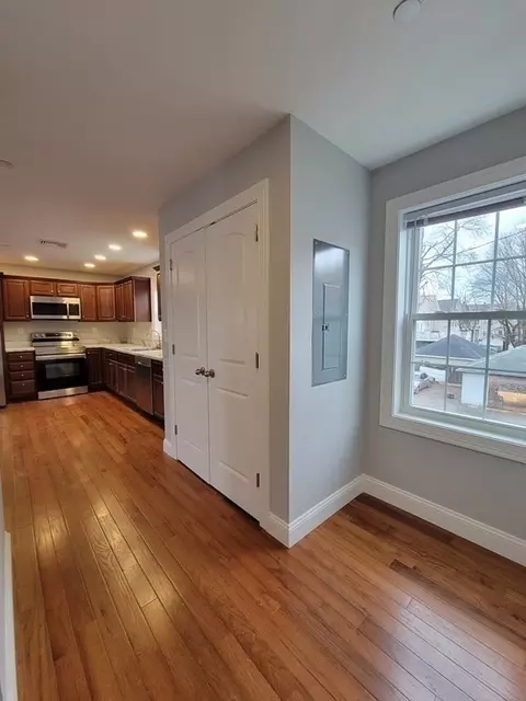 944 Warren Ave #2 F, Brockton, MA 02301