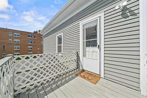 Exterior - 15 Shepherd St, Gloucester, MA 01930 photo 2 of 2