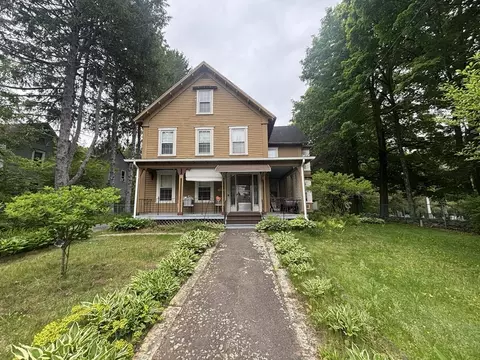 51 Church St, Ware, MA 01082