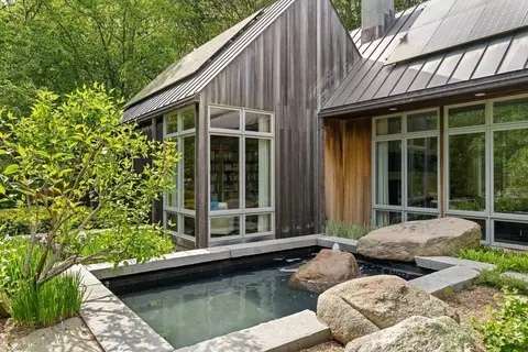 35 S Bowl Rd, Chilmark, MA 02535