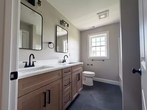 555 Neck Rd, Lancaster, MA 01523 photo 13