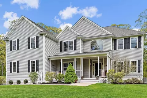 3 Notch Dr, Westford, MA 01886