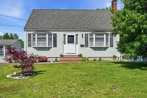 3 Devine Rd, Randolph, MA 02368 photo 2