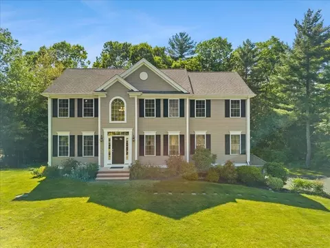 1 Village Rd, Lakeville, MA 02347