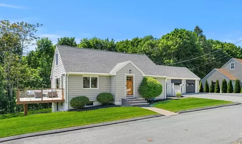 13 Curtis St, Lynn, MA 01905