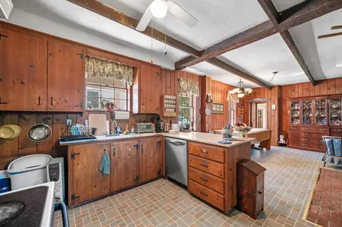 Kitchen - 14 Poplar, Danvers, MA 01923 photo 1 of 3