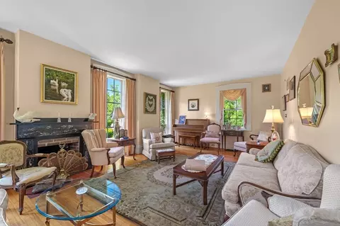 Living - 14 Poplar, Danvers, MA 01923 photo 3 of 4