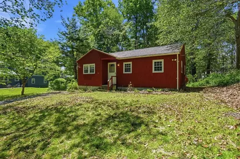 7 Judith St, Norwell, MA 02061