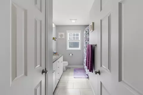 Entry Way - 357 County St, Fall River, MA 02723 photo 3 of 3