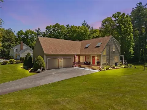 125 Prospect Hill St, Taunton, MA 02780