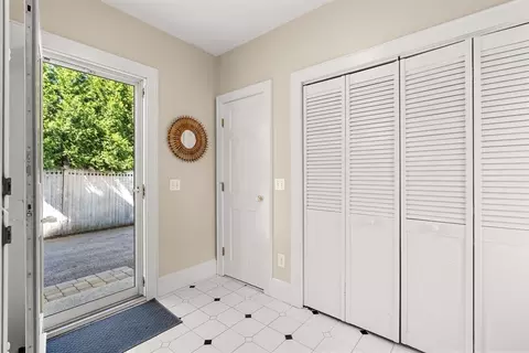 138 Lothrop St, Beverly, MA 01915 photo 17