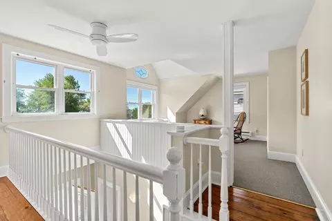 138 Lothrop St, Beverly, MA 01915 photo 32
