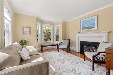 138 Lothrop St, Beverly, MA 01915 photo 5