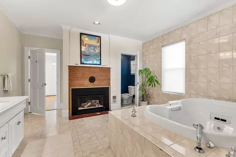 138 Lothrop St, Beverly, MA 01915 photo 23