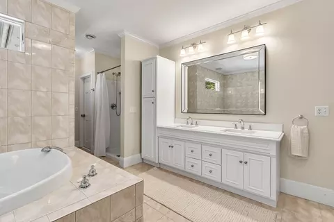 138 Lothrop St, Beverly, MA 01915 photo 25