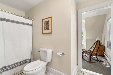 138 Lothrop St, Beverly, MA 01915 photo 36