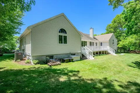 Exterior - 1 Sandview Ter #1, Mashpee, MA 02649 photo 6 of 6