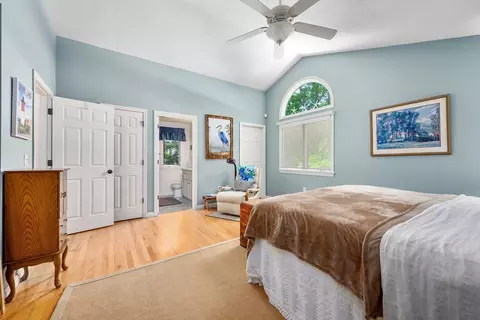 Bedroom - 1 Sandview Ter #1, Mashpee, MA 02649 photo 4 of 4