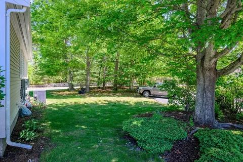 Exterior - 1 Sandview Ter #1, Mashpee, MA 02649 photo 3 of 6