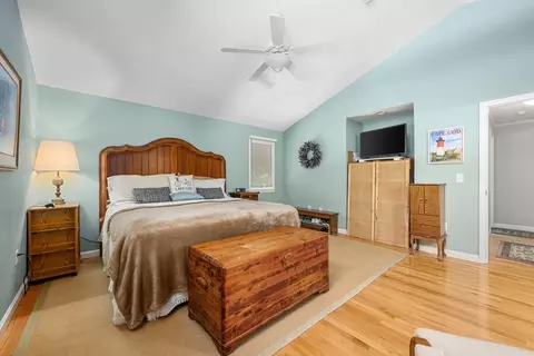 Bedroom - 1 Sandview Ter #1, Mashpee, MA 02649 photo 1 of 4