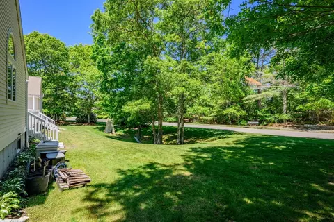 Exterior - 1 Sandview Ter #1, Mashpee, MA 02649 photo 5 of 6