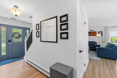 92 Everett St, Somerset, MA 02726 photo 8