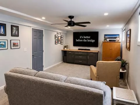 Living - 15 Beacon St #15, Wareham, MA 02558 photo 3 of 3