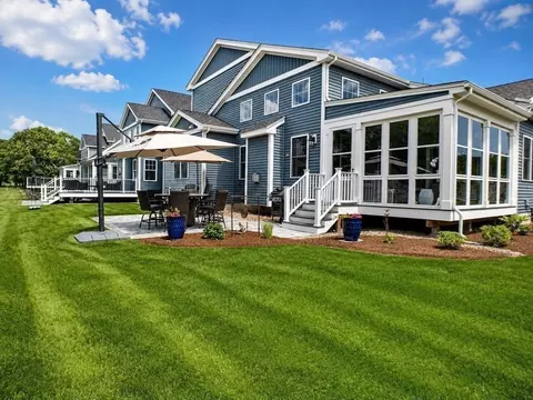 Exterior - 15 Beacon St #15, Wareham, MA 02558 photo 6 of 6