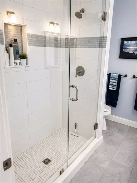 Bath - 15 Beacon St #15, Wareham, MA 02558 photo 3 of 3