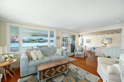 Living - 8 Bickford Way, Gloucester, MA 01930 photo 1 of 7