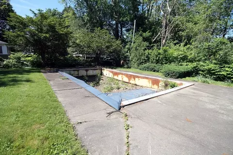 Exterior - 50 Bellevue Ave, Springfield, MA 01108 photo 5 of 5