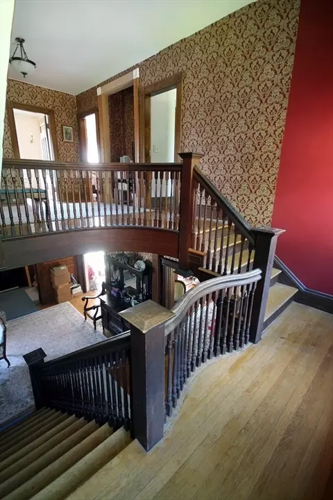 Entry Way - 50 Bellevue Ave, Springfield, MA 01108 photo 1 of 2