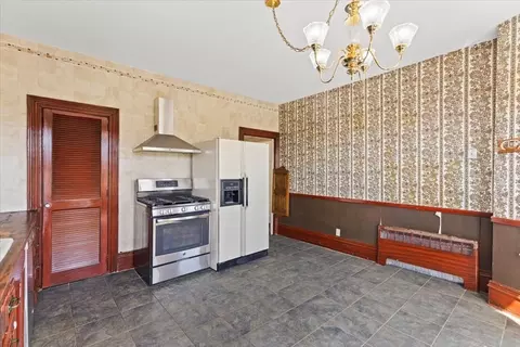 Kitchen - 878 Highland Ave, Fall River, MA 02720 photo 3 of 4