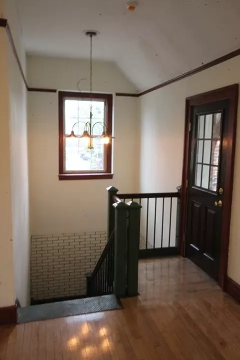 Entry Way - 1043 Sumner Ave, Springfield, MA 01118 photo 1 of 3