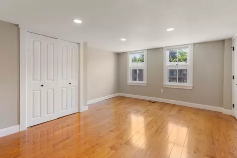 Bedroom - 67-71 North St, Hingham, MA 02043 photo 8 of 10