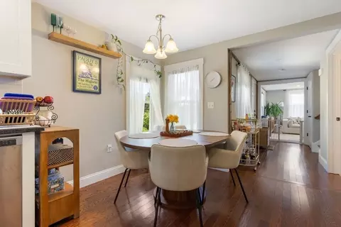 Dining - 67-71 North St, Hingham, MA 02043 photo 3 of 3