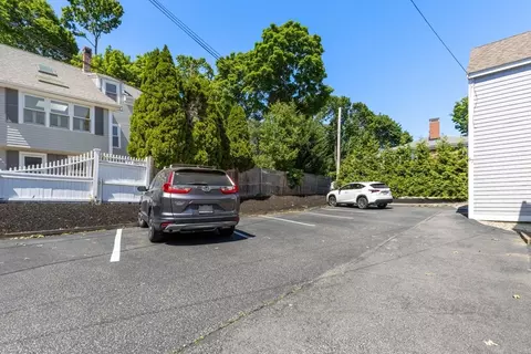 Exterior - 67-71 North St, Hingham, MA 02043 photo 4 of 5