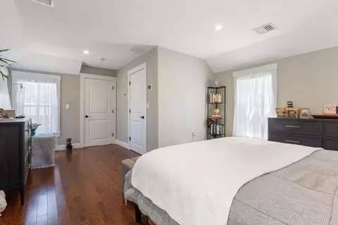 Entry Way - 67-71 North St, Hingham, MA 02043 photo 1 of 2