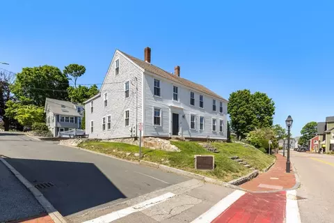 Exterior - 67-71 North St, Hingham, MA 02043 photo 5 of 5