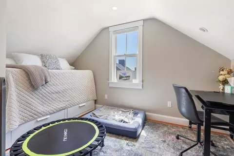 Bedroom - 67-71 North St, Hingham, MA 02043 photo 4 of 10