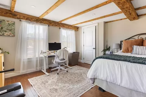 Bedroom - 67-71 North St, Hingham, MA 02043 photo 1 of 10