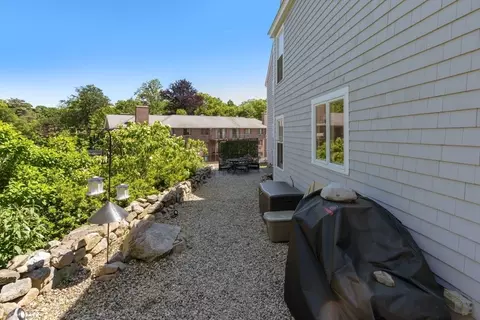 Exterior - 67-71 North St, Hingham, MA 02043 photo 3 of 5
