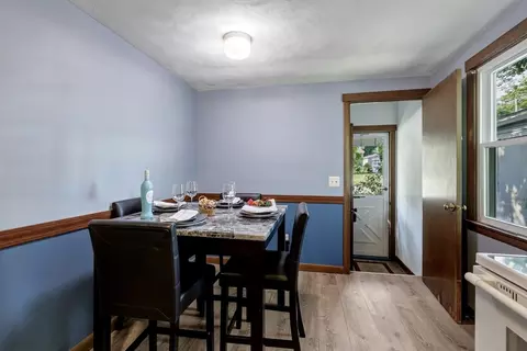 64 Tioga St, Springfield, MA 01128 photo 9
