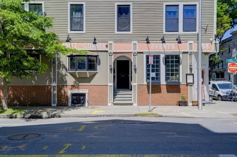 233 Cardinal Medeiros Ave #2, Cambridge, MA 02141
