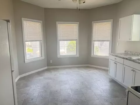 286 Grove St, Fall River, MA 02720 photo 5