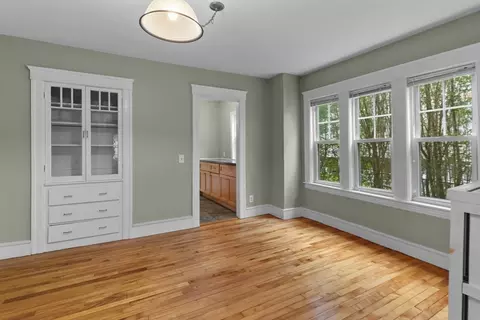 Living - 2 Davidson Rd, Worcester, MA 01605 photo 3 of 6