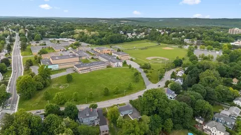 View/Area - 2 Davidson Rd, Worcester, MA 01605 photo 3 of 4