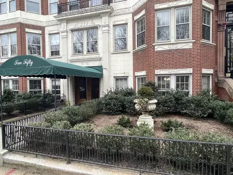 250 Commonwealth Ave #22, Boston, MA 02116