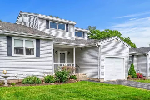 16 Patricia Dr #16, Oxford, MA 01537
