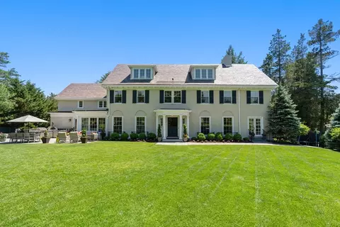 10 Burnham Rd, Newton, MA 02465